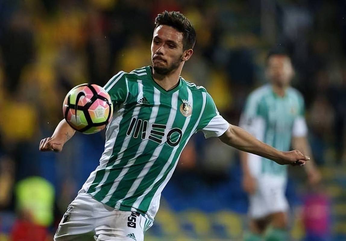 关于葡超冲刺阶段再迎强敌，浙江队远射贴柱，主帅态度——球迷炸锅，赛季目标并未改变的信息