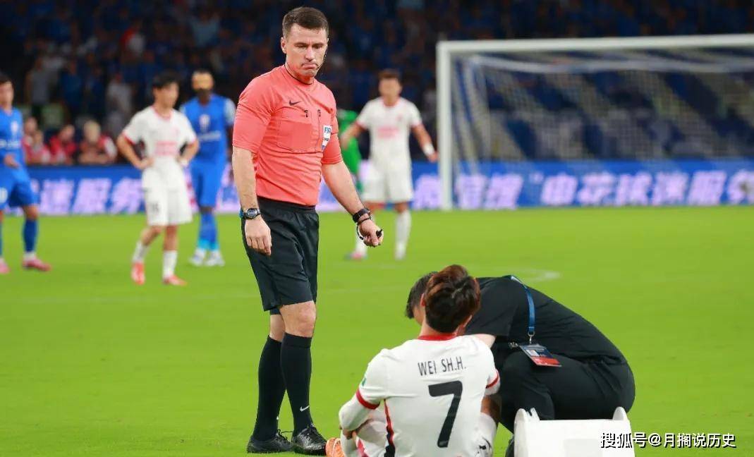 关于成都蓉城发布备战花絮；冲刺阶段战术微调；法国杯任务艰巨；球队文化再被提及的信息