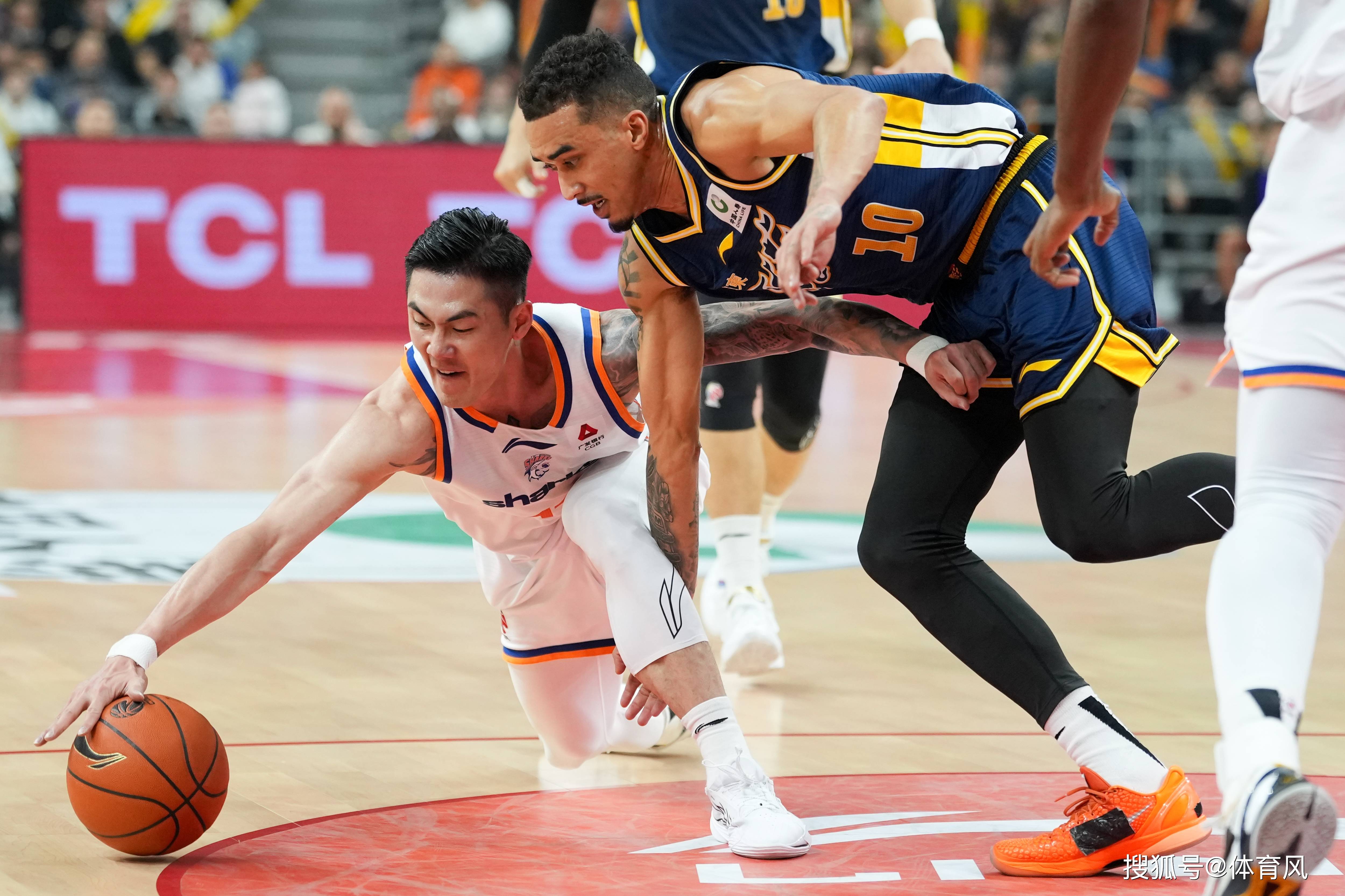 关于今晚CBA常规赛焦点战，上海久事扳平良机，话题不断，阵容厚度经受考验的信息